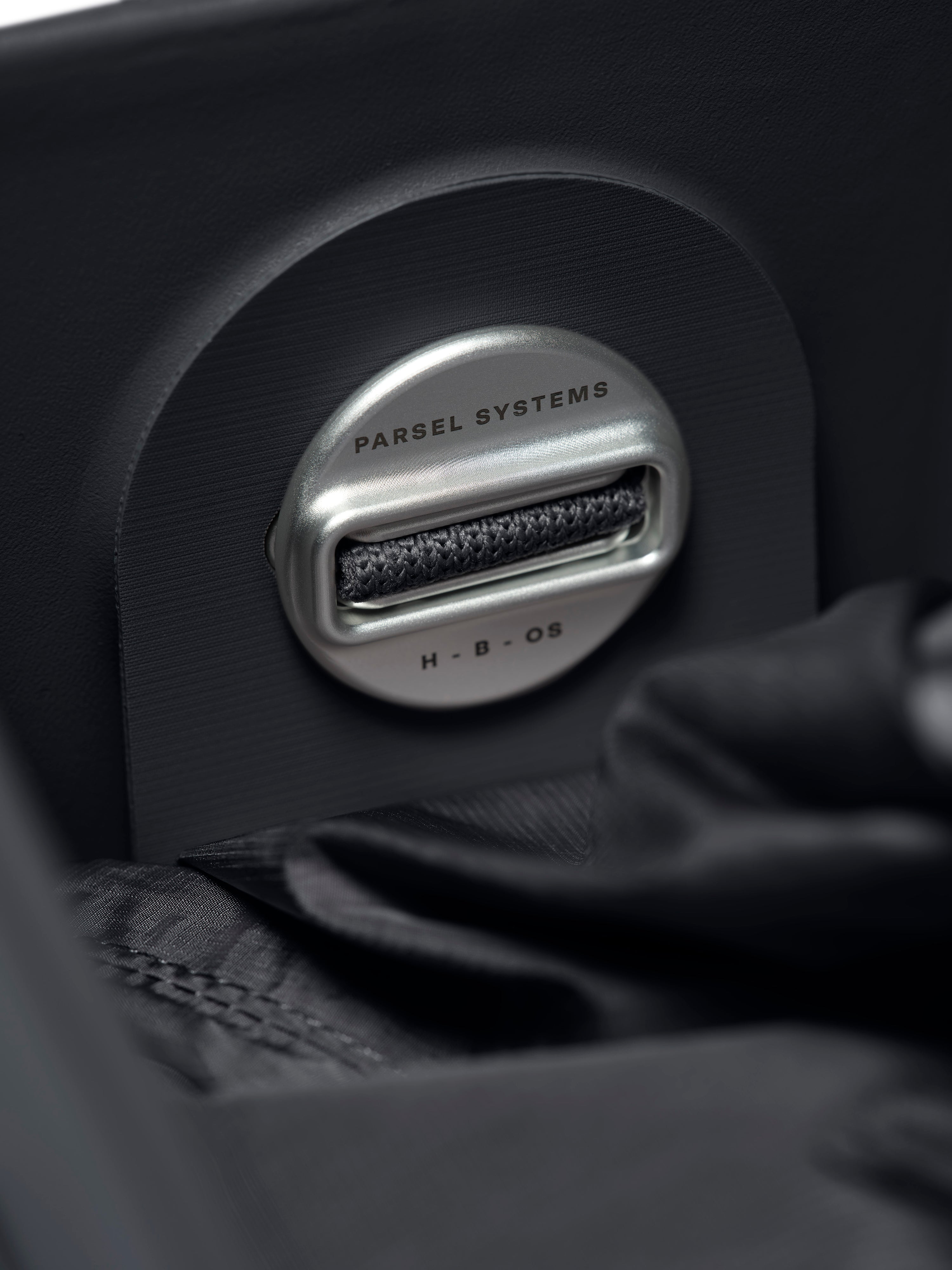 EAST WEST TOTE SYSTEM - SMALL